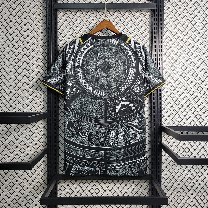 Italy ,,Barocco Nero" Shirt