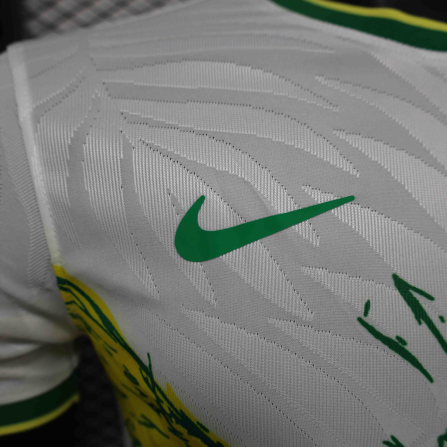 Brazil ,,Freedom Birds'' Special Edition Shirt