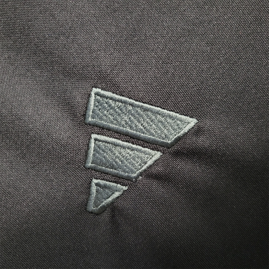 23-24 Bayern Black Special Edition Shirt
