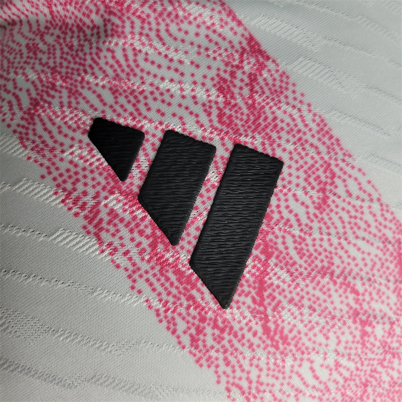Juventus Pink Detailed Shirt