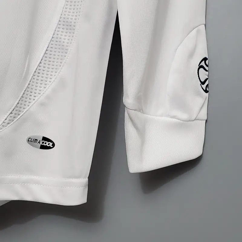 06-07  Liverpool Retro Long Sleeve