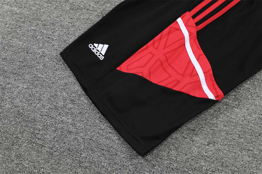 Manchester United Short Sleeve Training Suite